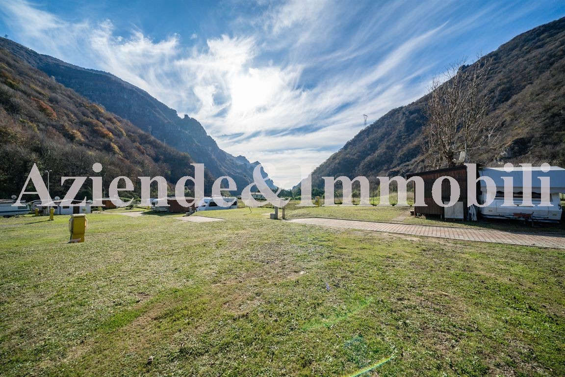 Casa singola in vendita con area pertinenziale